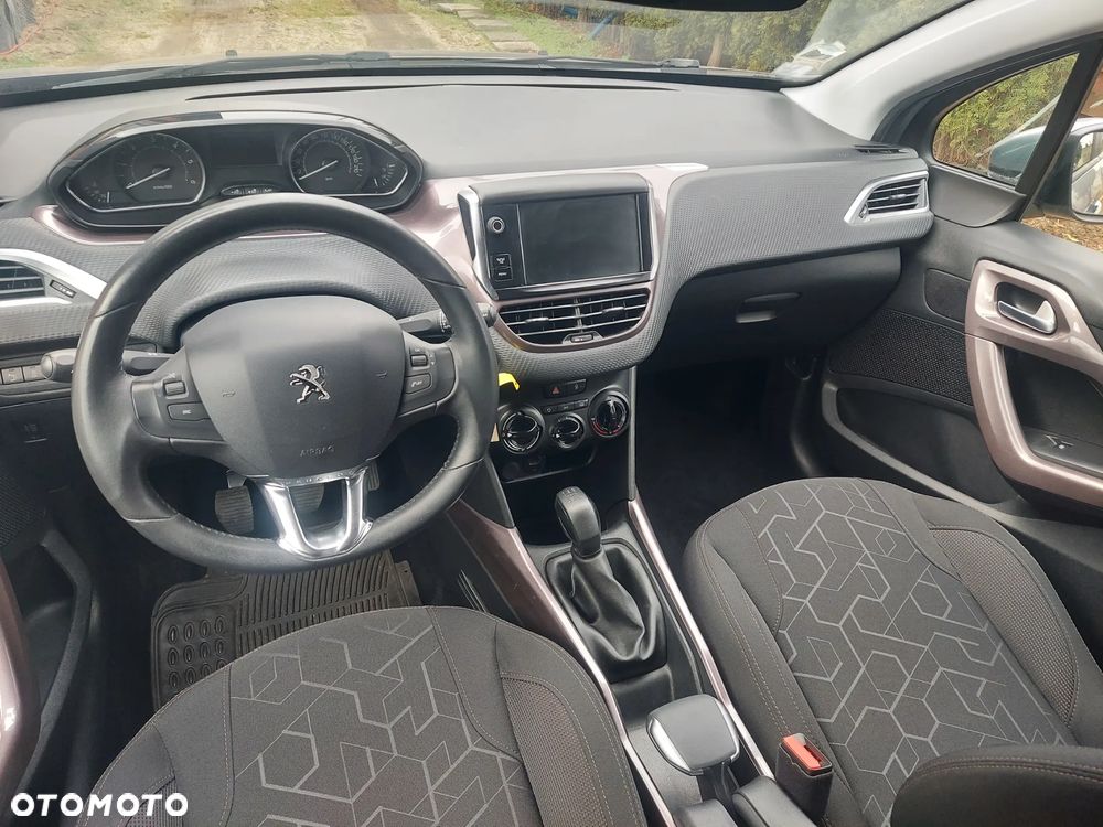 Peugeot 2008 e-HDi FAP 92 STOP & START Active - 9