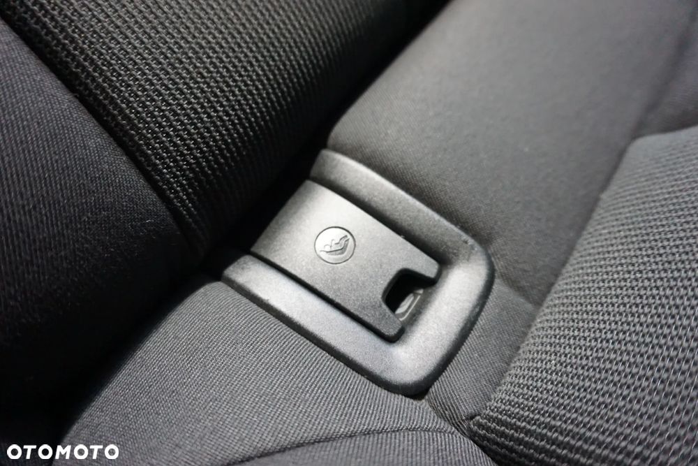 Audi A4 Avant 35 TDI S tronic - 25