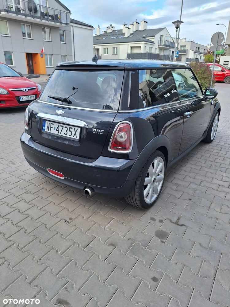 MINI ONE - 5