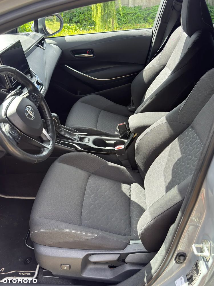 Toyota Corolla 1.8 Hybrid Comfort - 14