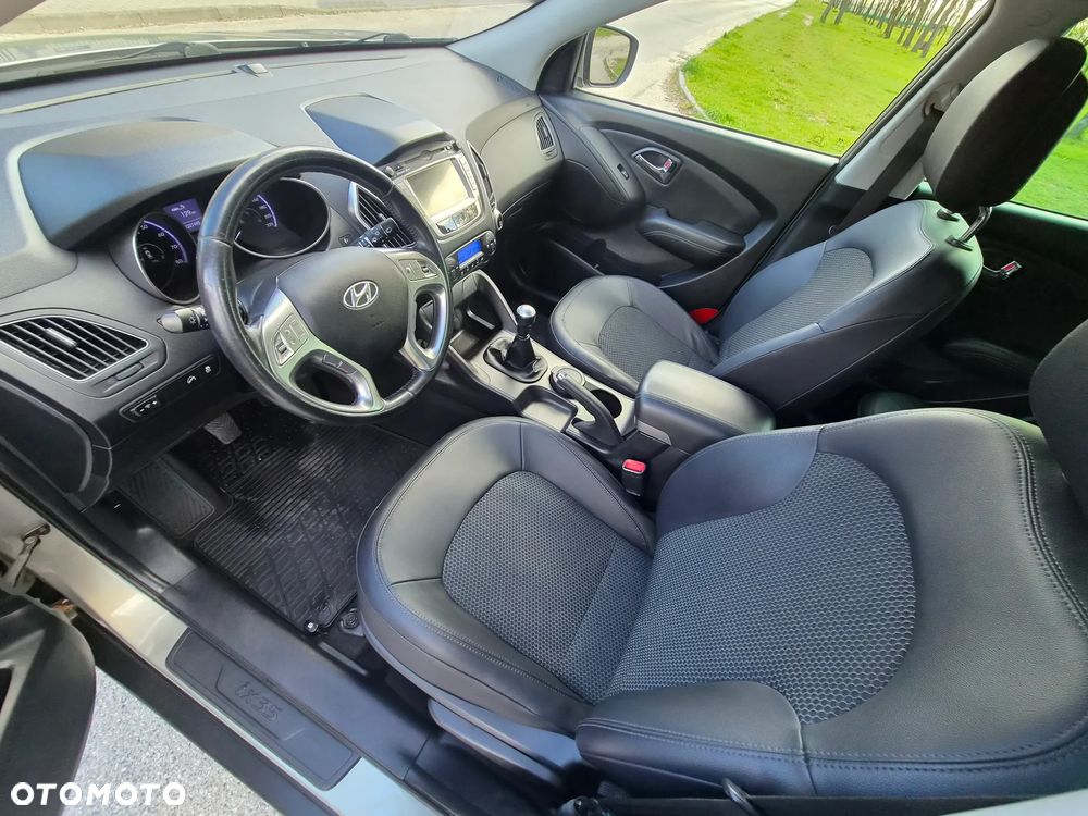 Hyundai ix35 2.0 2WD Style - 23