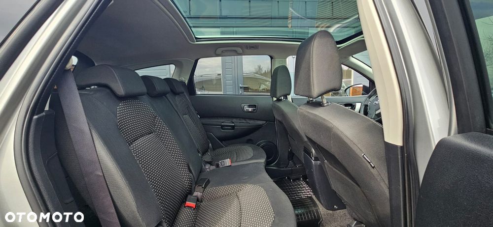Nissan Qashqai+2 - 22