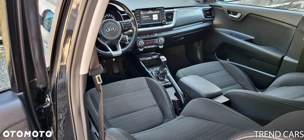 Kia Stonic 1.6 CRDi Vision - 17