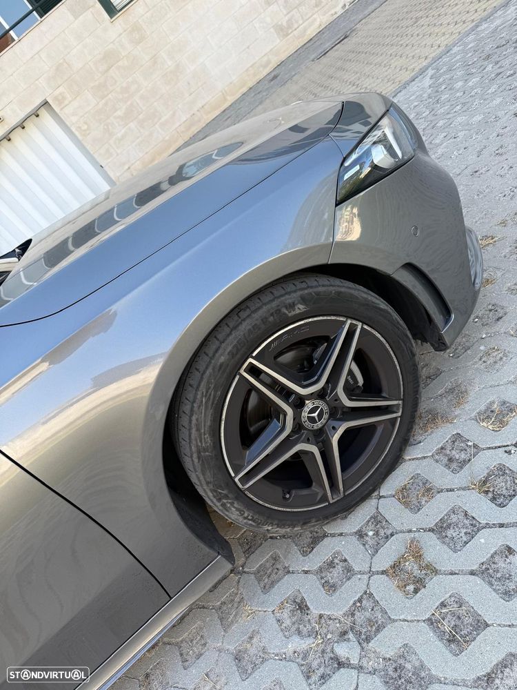 Mercedes-Benz A 200 AMG Line Aut. - 3