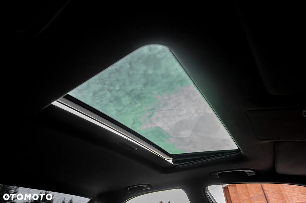 BMW Seria 5 523i - 27