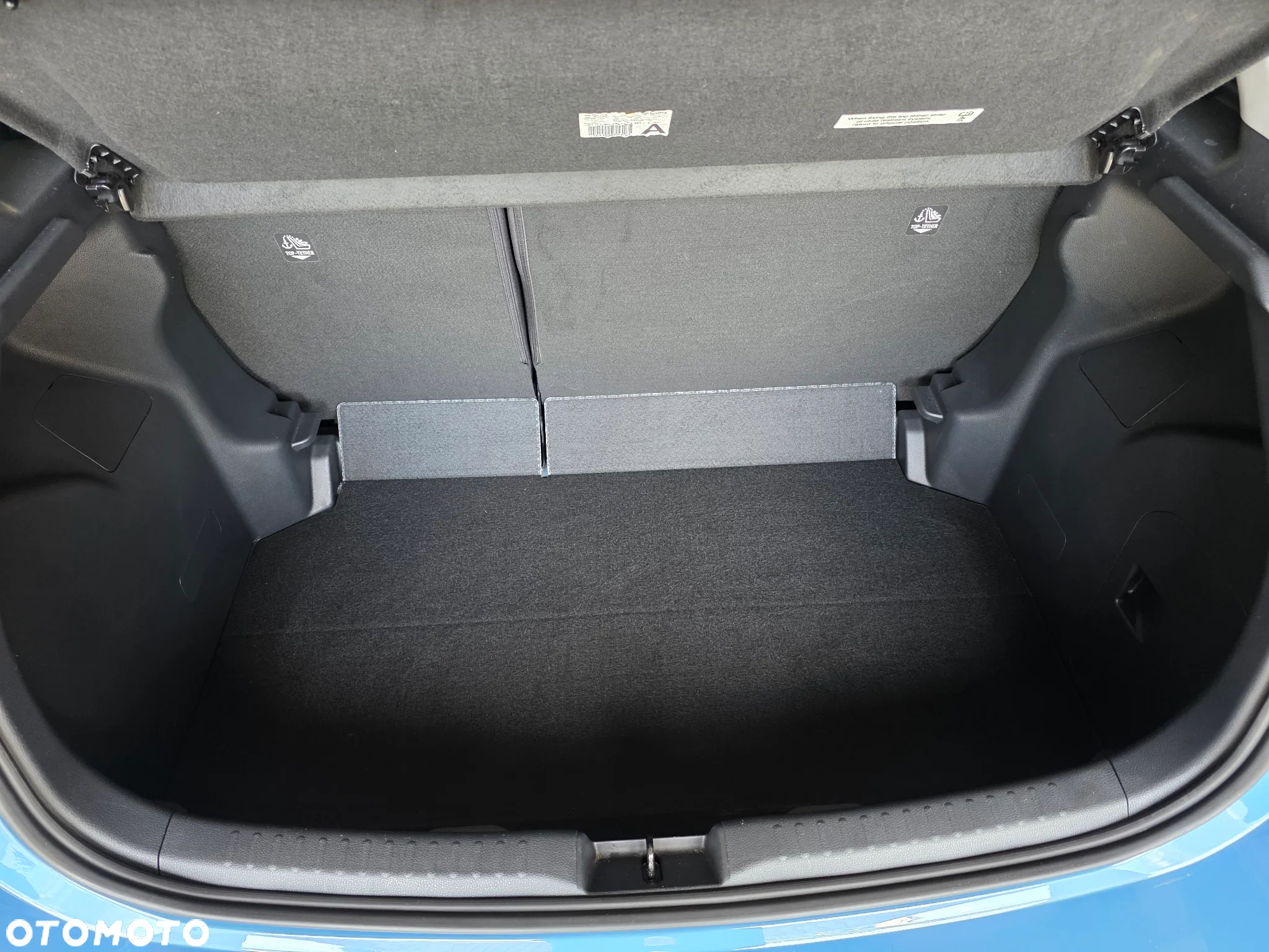 Toyota Yaris Hybrid 1.5 VVT-i Team Deutschland - 33