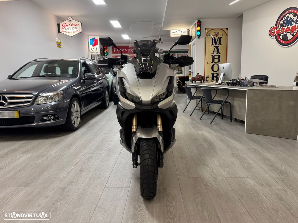 Honda ADV - 6