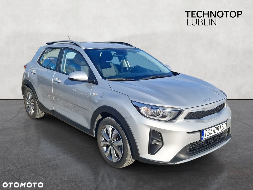 Kia Stonic 2023 photo 3