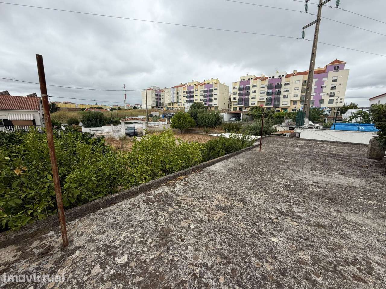 Moradia Bi-familiar T5 + 1 com jardim, Loures - Grande imagem: 4/24