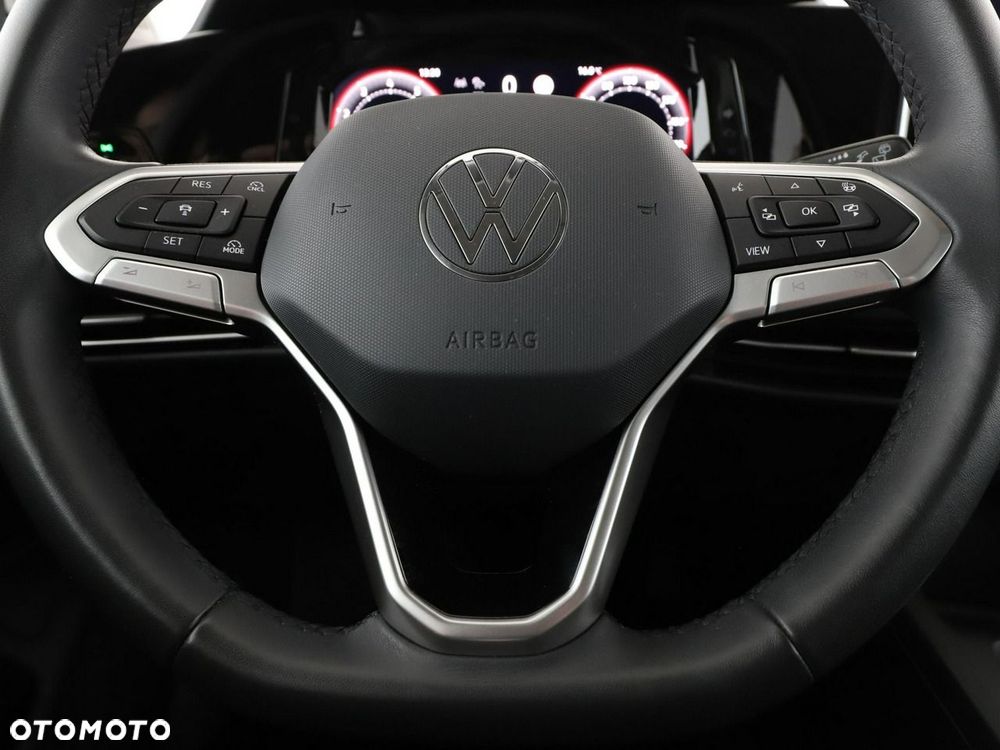 Volkswagen Golf 1.5 TSI Life - 22