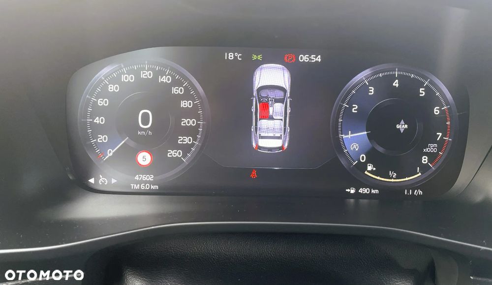 Volvo XC 40 T3 Momentum Pro - 17