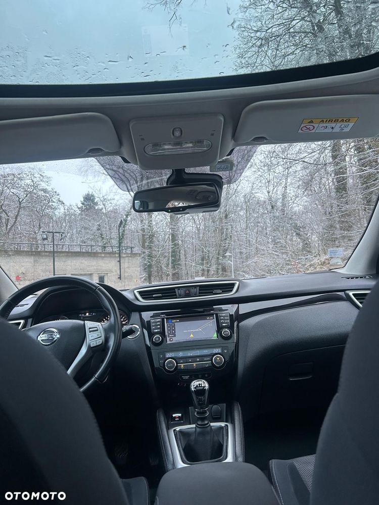 Nissan Qashqai 1.2 DIG-T N-Connecta - 18