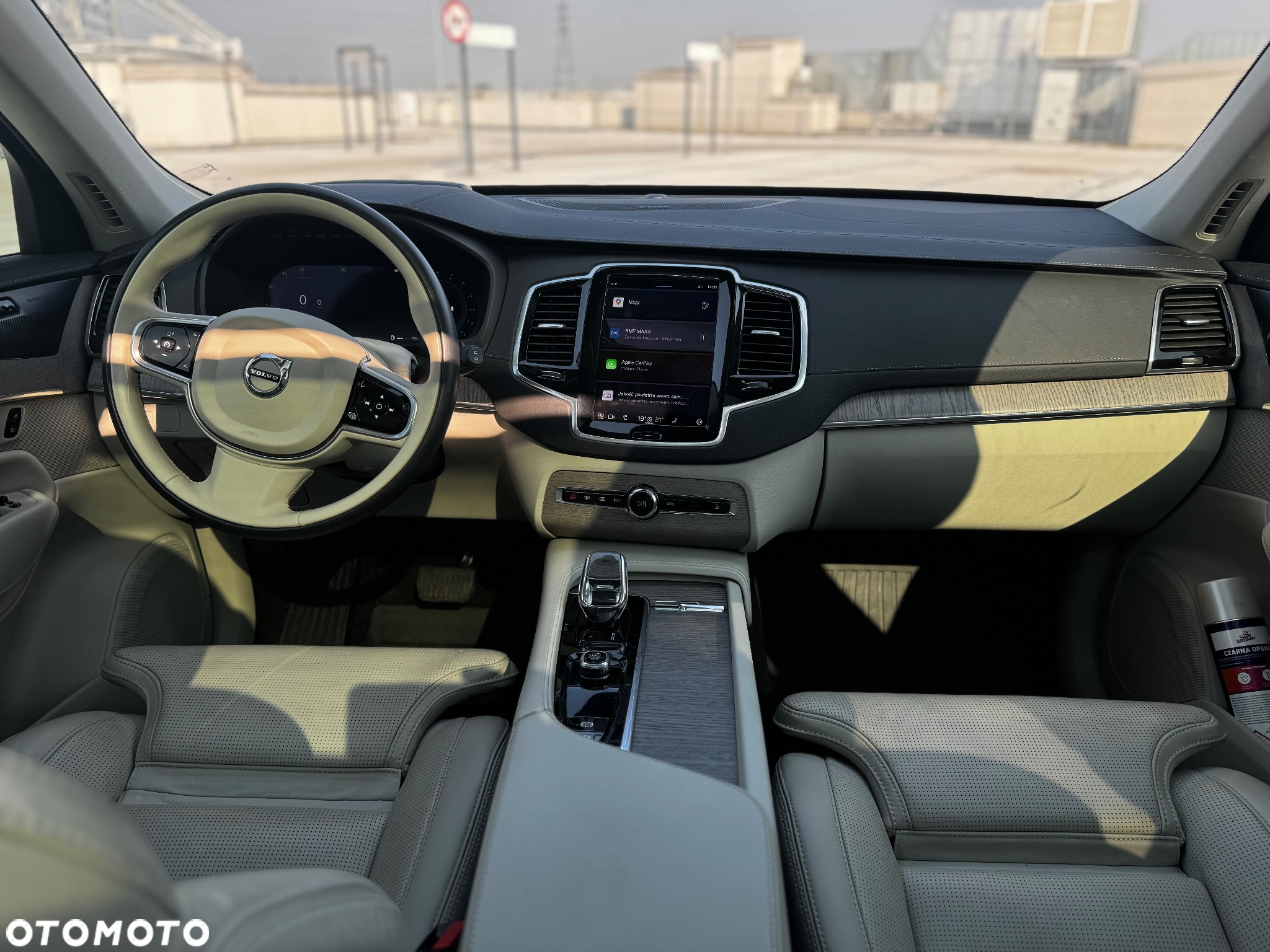 Volvo XC 90 - 8
