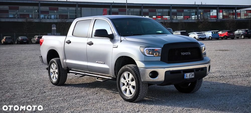 Toyota Tundra 5.7 4x4 Double Cab LB SR5 - 2