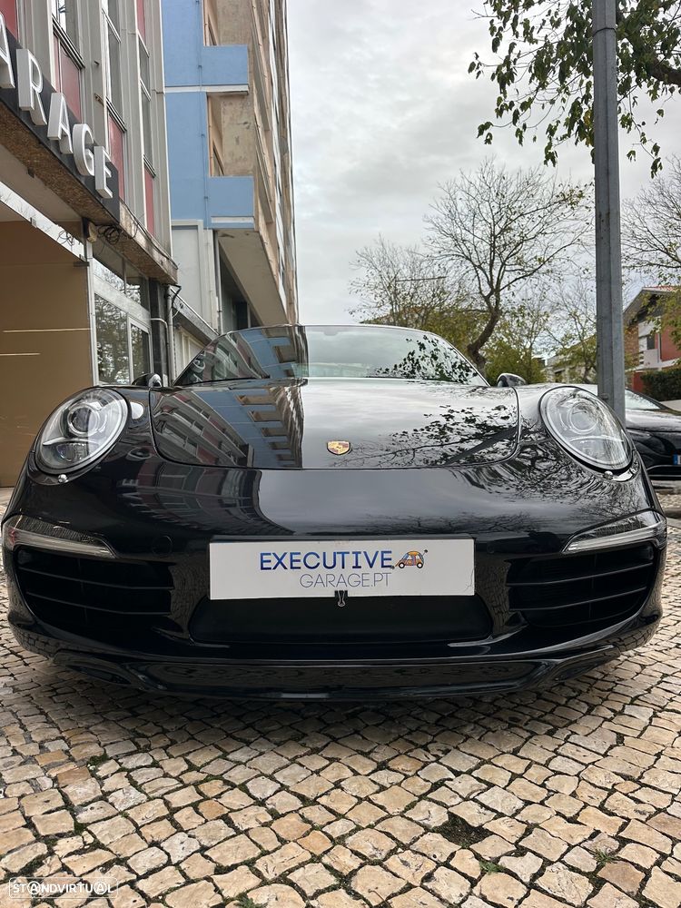 Porsche 911 Série F - 2