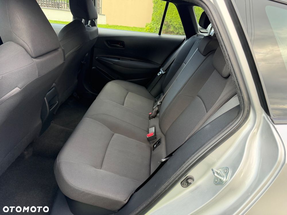 Toyota Corolla 1.8 Hybrid Comfort - 25
