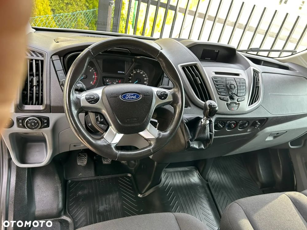 Ford Transit - 22