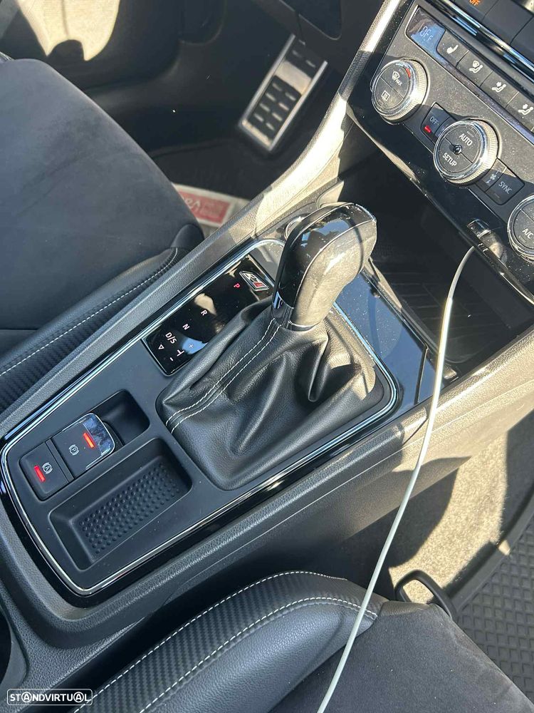 SEAT Leon 2.0 TSI Cupra DSG S/S - 8