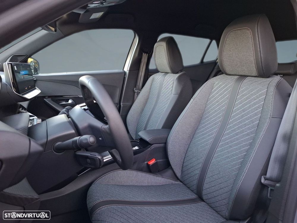 Peugeot 2008 1.2 PureTech Allure - 7