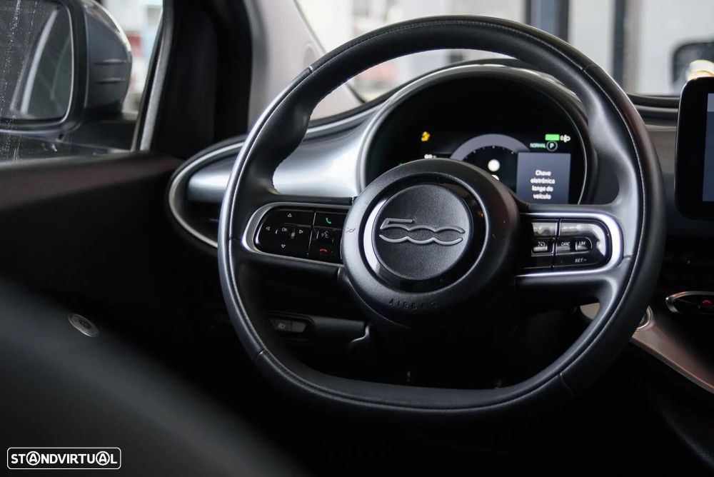 Fiat 500e 42 kWh Icon - 41