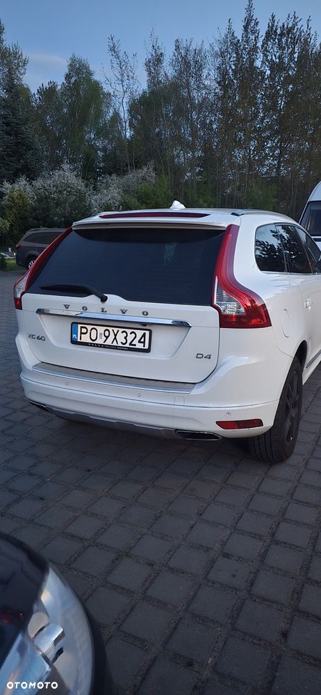 Volvo XC 60 - 4