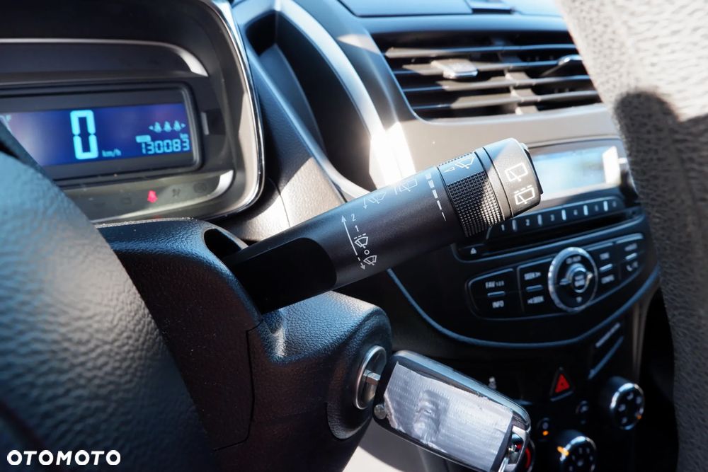 Chevrolet Trax 1.6 LS - 17