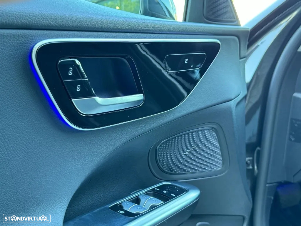 Mercedes-Benz C 220 d Avantgarde - 4