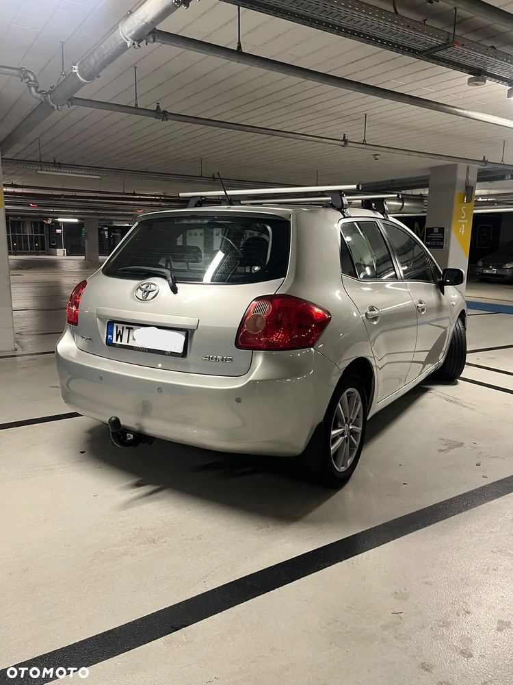 Toyota Auris 1.6 VVT-i Premium - 4