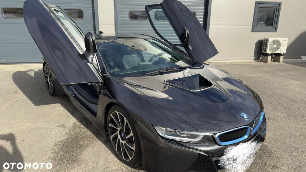 BMW i8 - 1