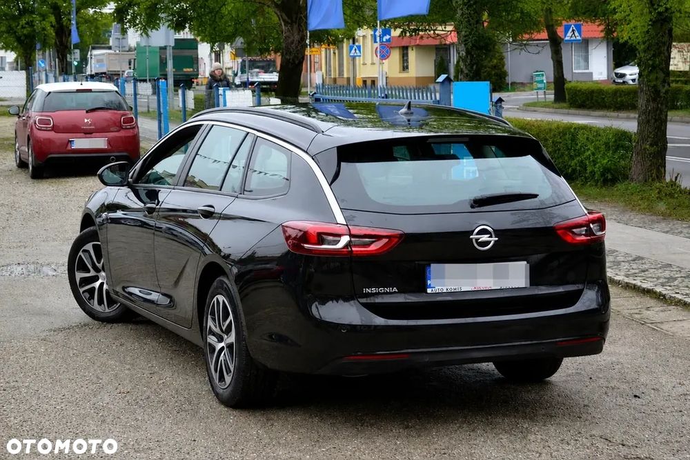 Opel Insignia - 8