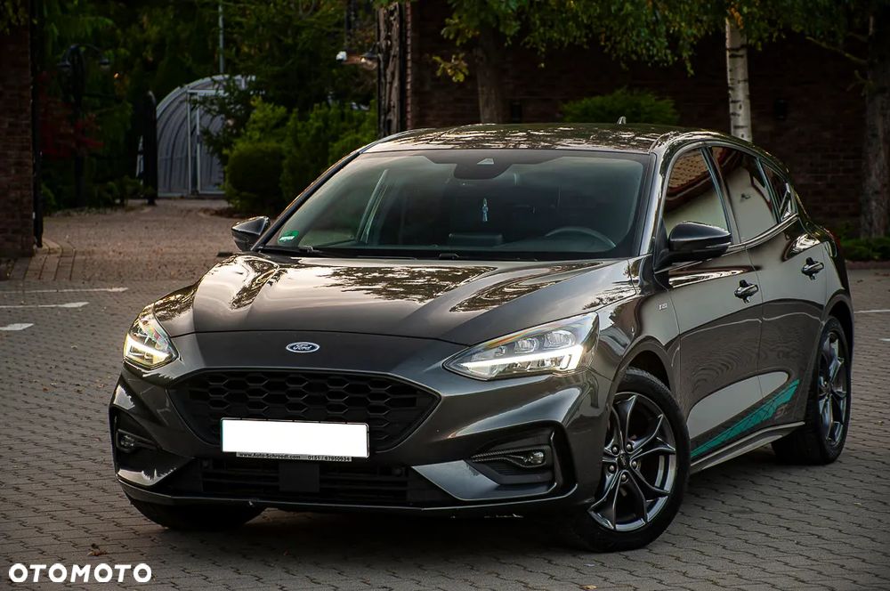 Ford Focus 1.5 EcoBoost STart-Stopp-System ST-LINE - 2