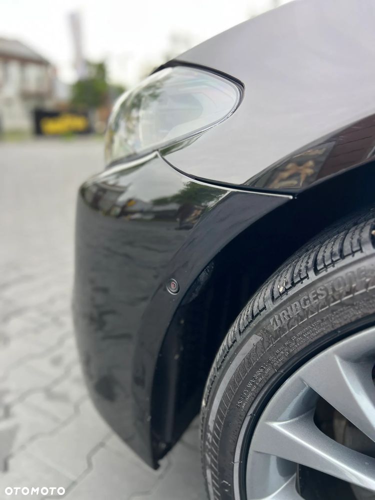 BMW Seria 5 550i xDrive Sport-Aut Luxury Line - 31