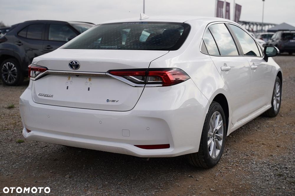 Toyota Corolla 1.8 Hybrid Comfort - 4