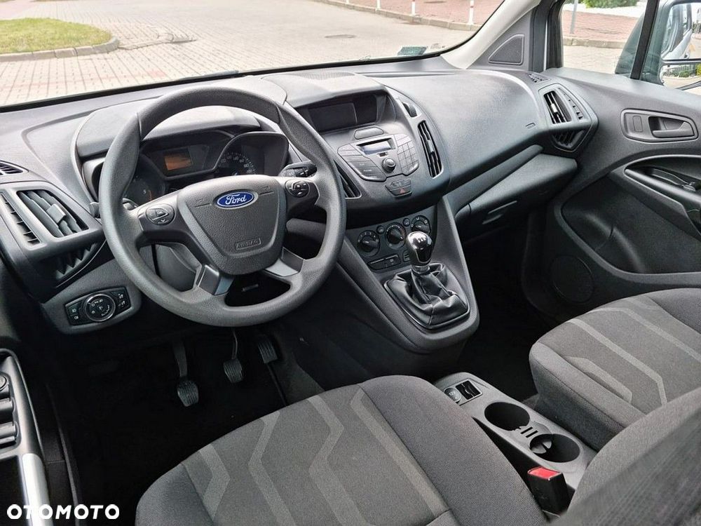 Ford Tourneo Connect - 22
