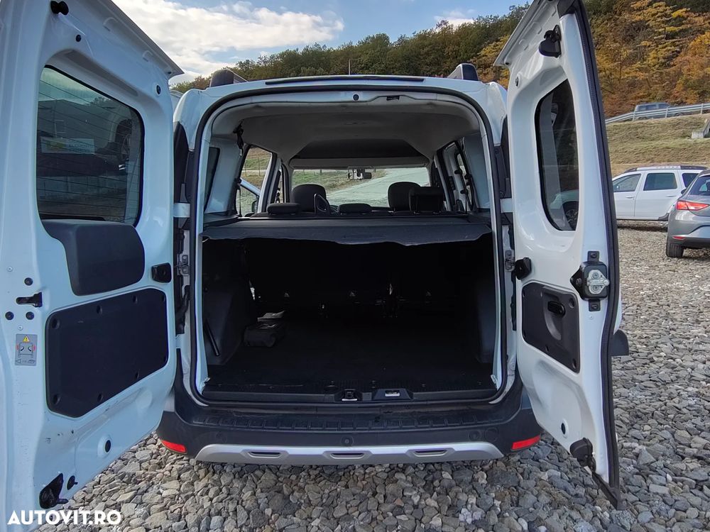 Dacia Dokker 1.2 TCe 115 CP Stepway - 11