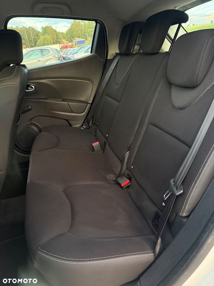 Renault Clio 1.5 dCi Techno Feel - 8