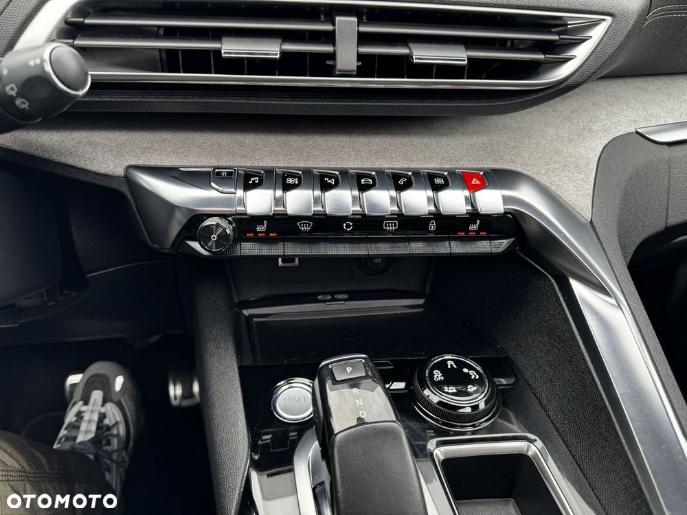 Peugeot 3008 2.0 BlueHDi GT S&S EAT6 - 32