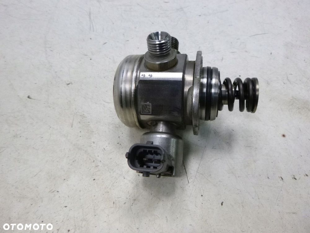 LAND ROVER DISCOVERY L319 RANGE ROVER SPORT L320 L494 VOGUE L405 POMPA PALIWA - 4