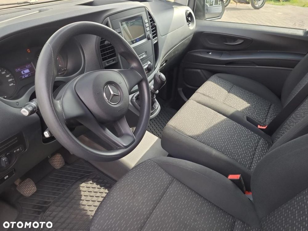 Mercedes-Benz Vito - 11