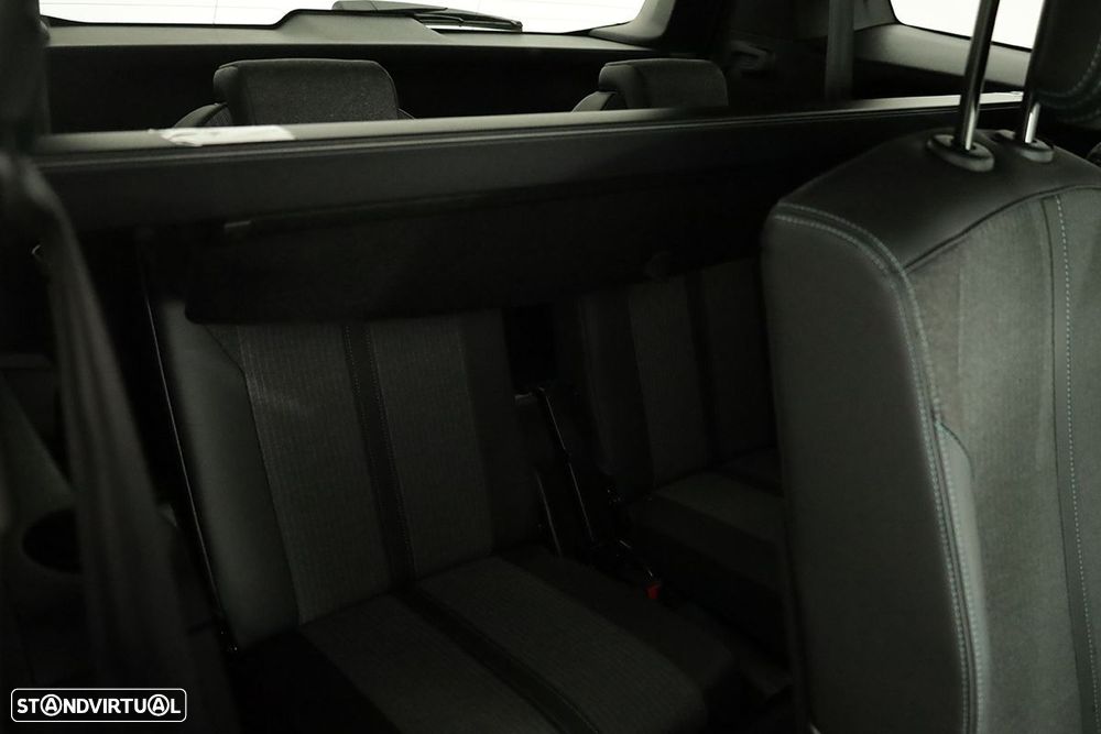 Peugeot 5008 1.2 PureTech Allure Pack EAT8 - 25