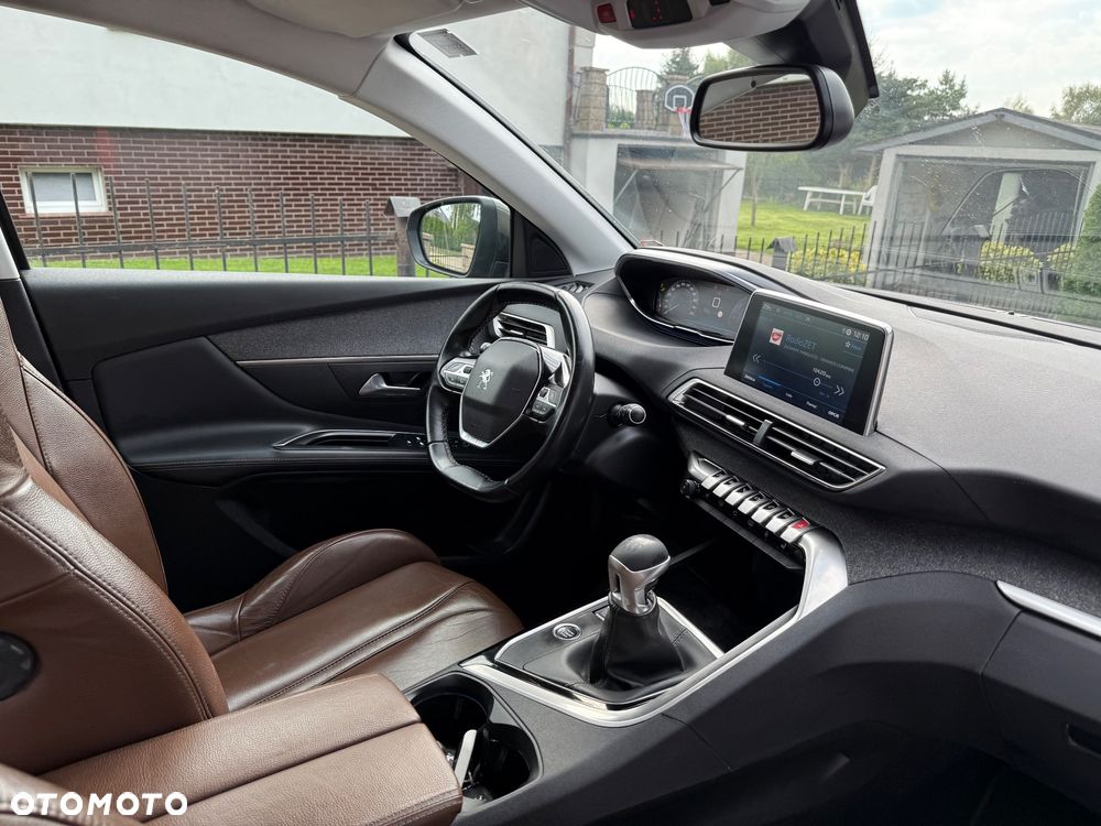 Peugeot 3008 BlueHDi 130 Stop & Start Allure - 16