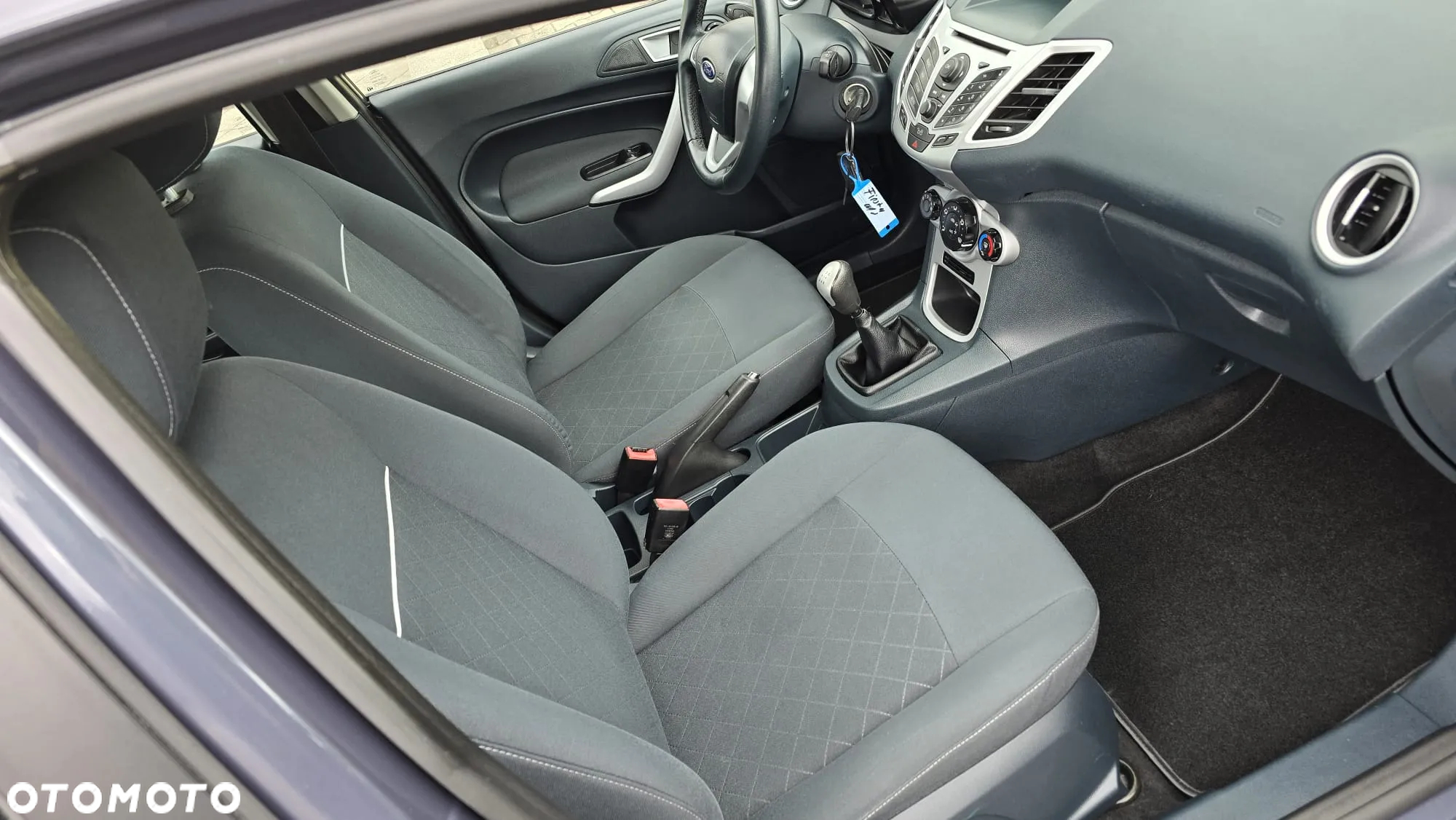 Ford Fiesta - 10