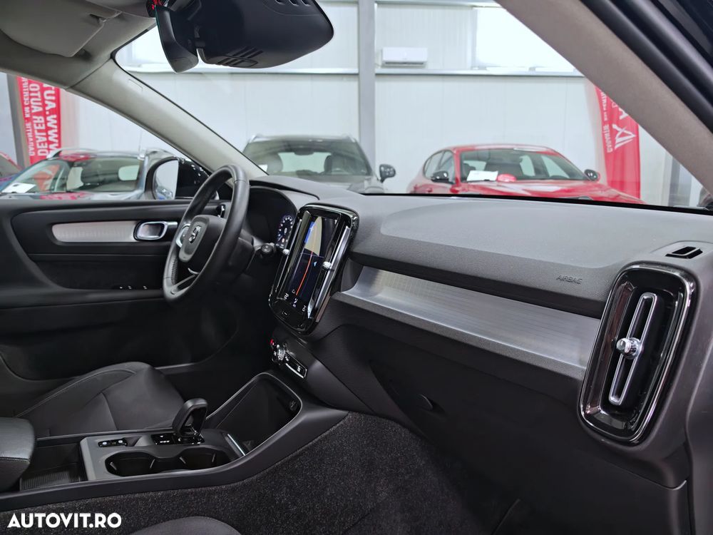 Volvo XC 40 T4 Recharge DKG Inscription Expression - 13