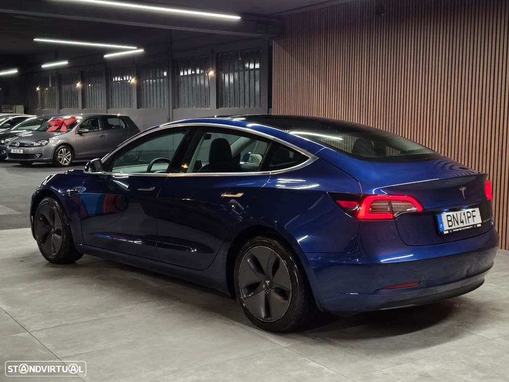Tesla Model 3 - 41