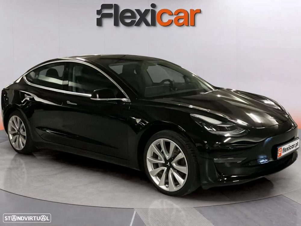 Tesla Model 3 - 1
