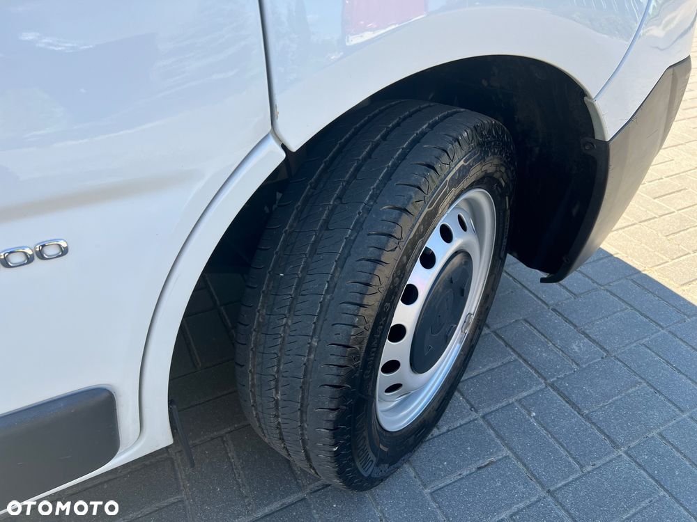 Renault Trafic - 21