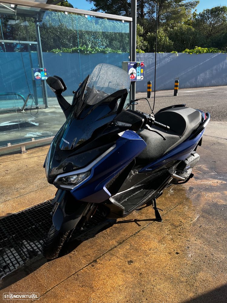 Honda Forza - 8