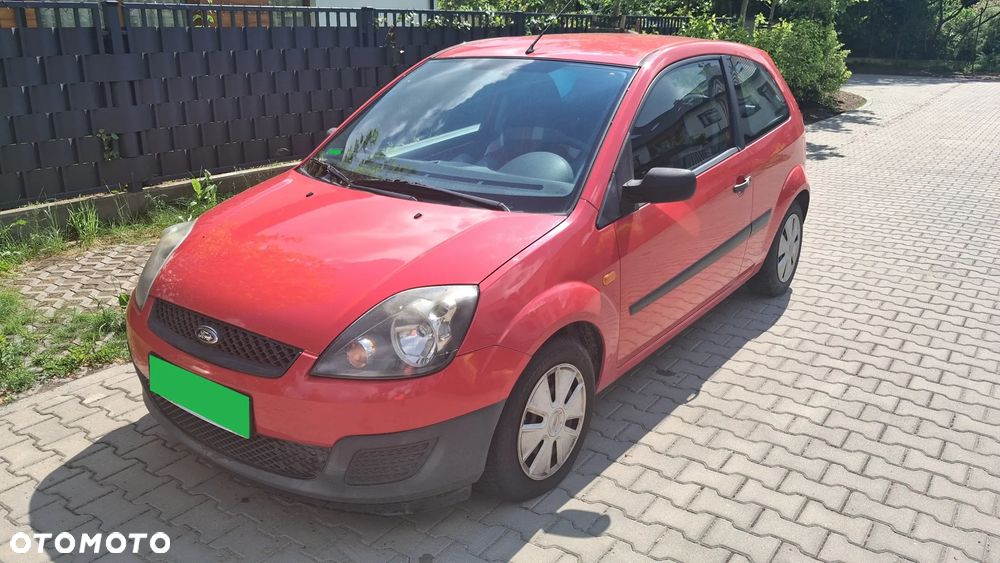 Ford Fiesta 2006 photo 2