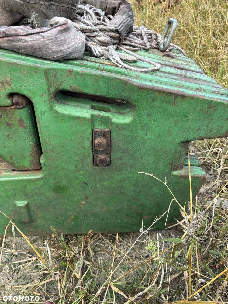 John Deere 6xxx - obciążnik walizkowy balast 50kg L38451 L225318