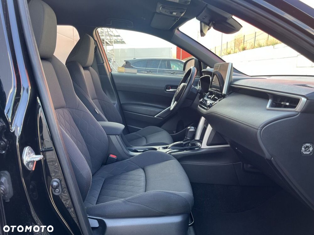 Toyota Corolla Cross 2.0 Hybrid Comfort - 13